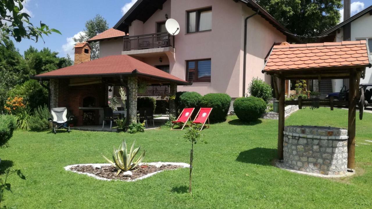 Apartments Dedic Dubrave Gornje Exterior photo